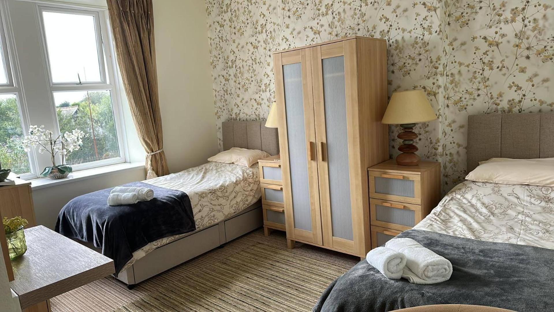 The Pavilion Guest House Millom Bagian luar foto